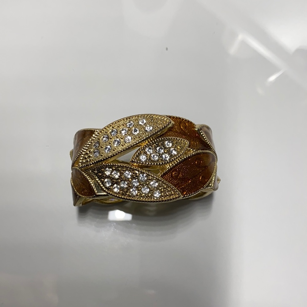 Gorgeous gold colour bracelet !!